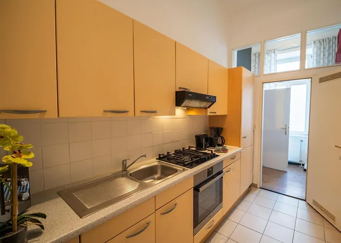 For 4 With Kitchen Near Naschmarkt & U4 Metro Apartamento Viena