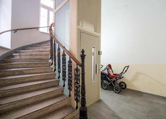 For 4 With Kitchen Near Naschmarkt & U4 Metro Apartament Wiedeń